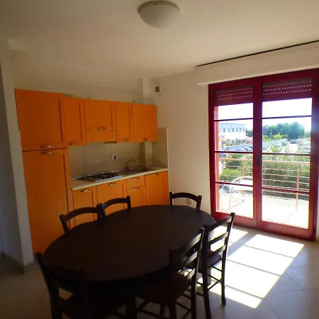 Sport & Beach Residence Apartment Calambrone
